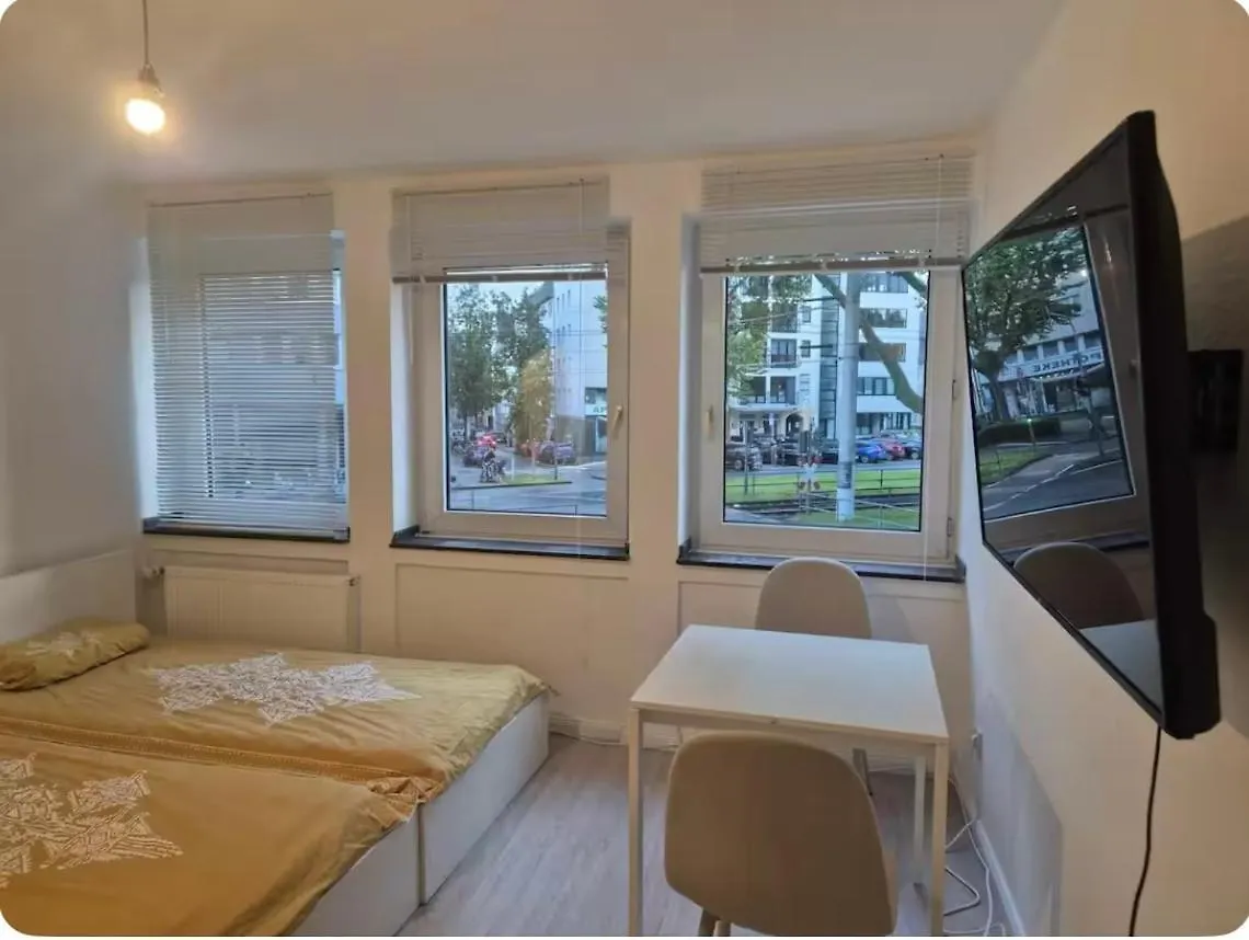 Schicke Wohnung, Innenstadt, Beliebtes Viertel Κολωνία